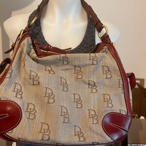 Dooney&Bourke